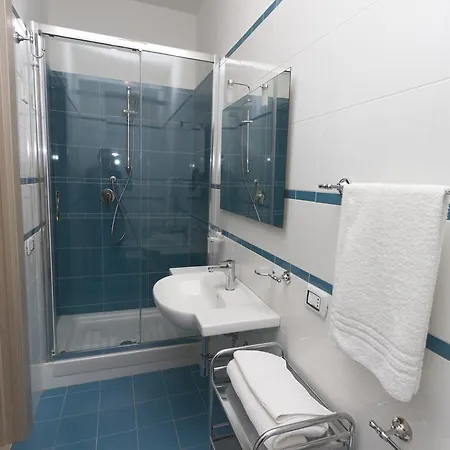 Guest house Silvia 2*