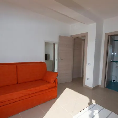 Guest house Silvia 2*